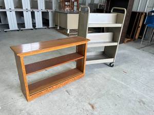 lot 311 image: Library Furniture