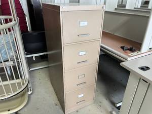 lot 338 image: 4 Drawer Cabinet
