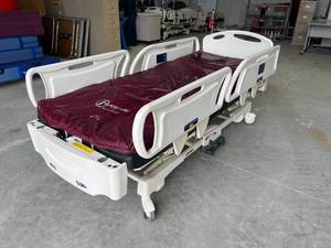 lot 341 image: Powered Hospital Bed Bad Caster
