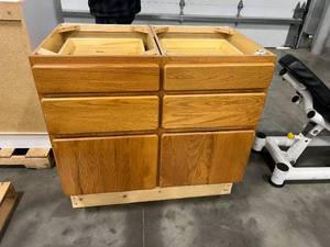 lot 152 image: Cabinets