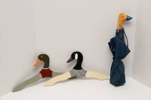 lot 20 image: Adorable Duck Hangers & Duck Umbrella