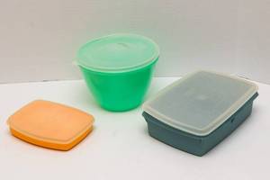 lot 96 image: Three Pieces of Vintage Tupperware with Lids