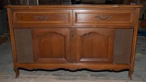 lot 100 image: Vintage Magnavox Astro Sonic Stereo