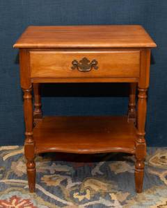 lot 115 image: Maple Side Table