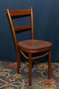 lot 162 image: Antique Bentwood Chair