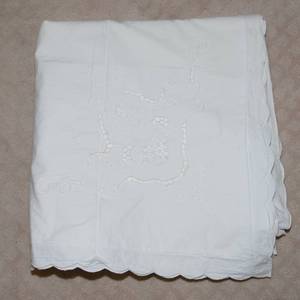 lot 173 image: Imperial Elegance 100% Cotton White Full-Size Duvet Cover