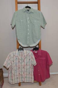 lot 184 image: Set of Three Vintage Womens Medium Shirts