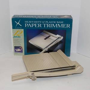 lot 194 image: X-Acto Heavy Duty 12 Plastic Base Paper Trimmer