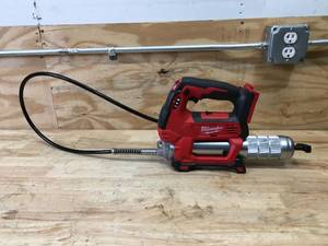 lot 20 image: Milwaukee Grease Gun Model # 2646-20
