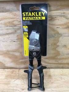 lot 103 image: Stanley Fatmax Duct Notcher Tool