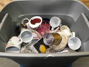lot 107 image: Lot of Assorted Cups, Bowls and Plates