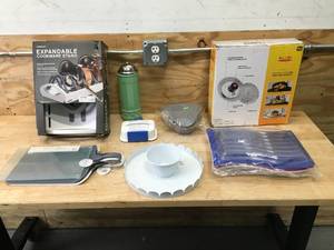 lot 109 image: Lot of Assorted Kitchen Items