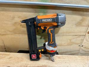 lot 100 image: RIDGID 18-Gauge Pneumatic 1-12 in. Narrow Crown Stapler
