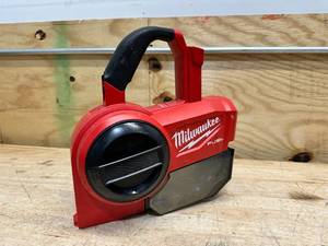 lot 156 image: MILWAUKEE M18 FUEL 18-Volt Lithium-Ion Brushless 0.25 Gal. (Tool Only)