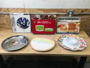 lot 52 image: Lot of Cutting Boards, Platters and Other Kitchen Items
