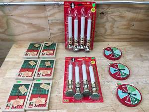 lot 174 image: Box of Gift Card Holders and Light Up Artificial Cadles