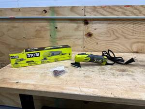 lot 139 image: RYOBI 0.4 Amp Corded 2-78 in. Detail Sander