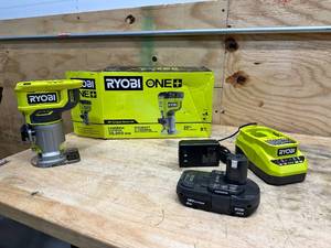 lot 197 image: RYOBI ONE 18V Cordless Compact Router Kit with 2.0 Ah Battery and Charger