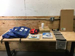 lot 206 image: Lot of Dr. Who Backpacks, Hand Bags and Other Items