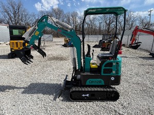 lot 17 image: AGT QH12R Mini Excavator