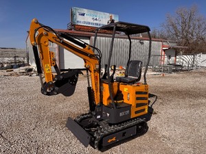 lot 38 image: AGT MX12R Mini Excavator