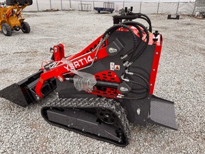lot 22 image: AGT YSRT14 Stand on Skid Steer