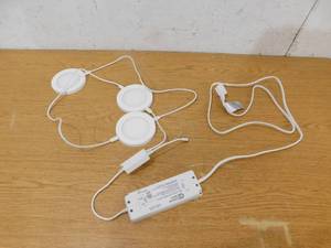 lot 66 image: 4 UNDER CABINET STRING LIGHTING