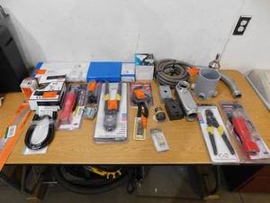 lot 181 image: HANDYMAN LOT