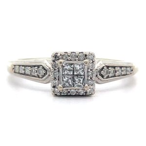 lot 8B image: 0.25 Carat Diamond Ring in White Gold Diamond Fire Under $500, Great Gift Idea