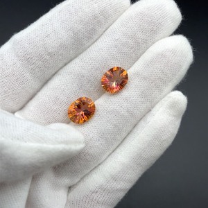lot 36B image: 7.77 CT Iridescent Mystic Topaz Gemstone Pair2 Eye-Catching Ovals with Starburst Cut  VIDEO 