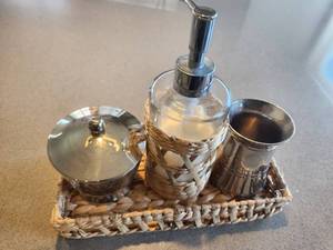 lot 72 image: Stainless Steel Bathroom Accessory Set