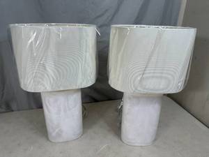 lot 116 image: 2 New Table Lamps