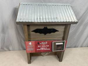 lot 158 image: New Rustic Farmhouse Bat Shelter