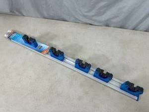 lot 170 image: New Unger Professional Hangup 5 Bracket Tool Organizer