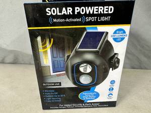 lot 204 image: New Solar Sentry Solar Powered Security Light