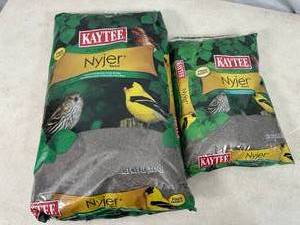 lot 232 image: 2 New Bags of Nyjer Bird Food  Bird Seed