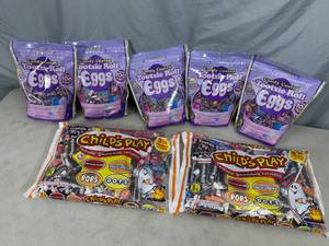 lot 240 image: Tootsie Roll Eggs and Childs Play Candy Mix
