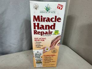 lot 248 image: New Miracle Hand Repair Cream