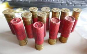 lot 6 image: 12 Vintage Western SuperX Magnum 20 ga
