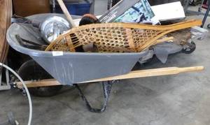 lot 36 image: Full size plastic wheelbarrow