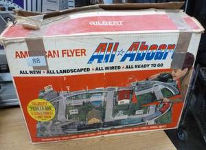 lot 88 image: 1964 Gilbert American Flyer Pioneer 600 Train Set