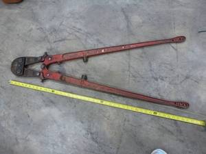 lot 100 image: 42 inch bolt cutters