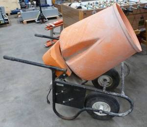lot 105 image: Nicely made heavy plastic, sturdy, Kushlan portable cement mixer
