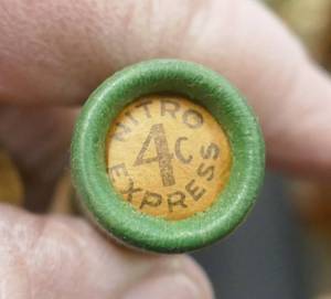 lot 148 image: Case with a surprise inside - Vintage 25 Remington Nitro Express 20-gauge shotgun shells and box