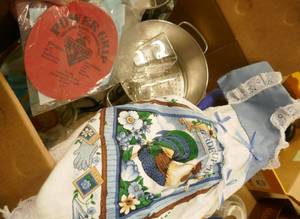 lot 160 image: Misc kitchen stuff - New colander, towel, jar grip, silicone cookie sheets, funnels