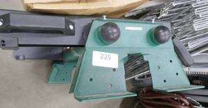 lot 225 image: Masterforce Universal Quick Mount Tool Station