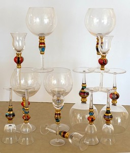 lot 122 image: Artland Splendor Hand Painted Cordials and Liqueur Glasses