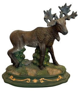 lot 78 image: Beautiful Large Moose Decorative Figurine  Door Stopper