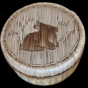 lot 74 image: Vintage 1940 Hand Crafted Native American Quill Box by Mary Le Sage Red-Way