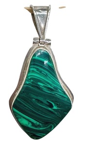 lot 57B image: Vintage Sterling Silver and Malachite Pendant